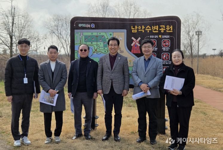 목포시의회 도시건설위원회, 옥암수변공원 현지활동 실시