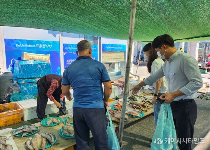 공무원·유관기관 참여 장보기 행사