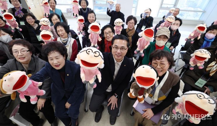 2026년 은빛동화구연 참여자 발대식 진행 모습