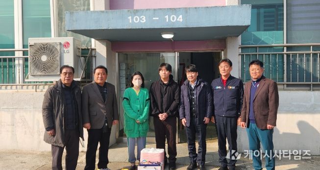 설 명절을 맞이하여 불우가정 방문 격려