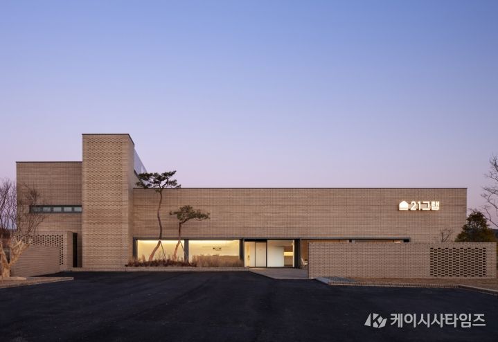 21그램 천안점 전경