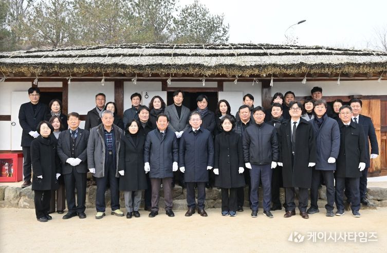 김수환 추기경 참배 및 추모행사