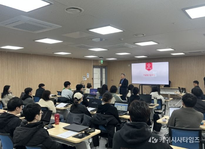 포항시는 23일부터 북구청 문화예술팩토리 교육장에서 ‘K-Digital Training(K-DT) AI·빅데이터 전문가 13기 양성과정’을 운영한다.