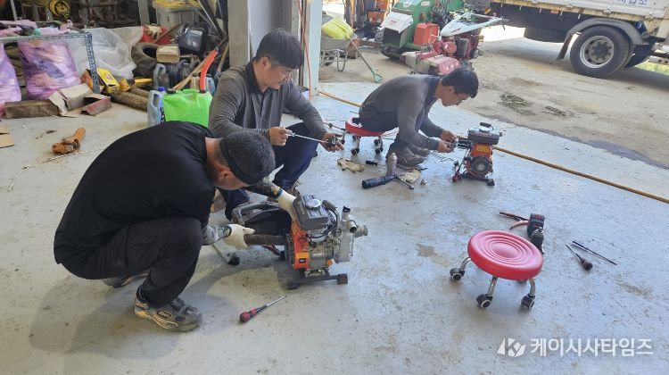 농기계임대사업소 양수기 정비