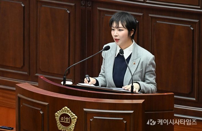 ㅊ부산광역시의회 행정문화위원회 서지연의원 (무소속, 비례대표)