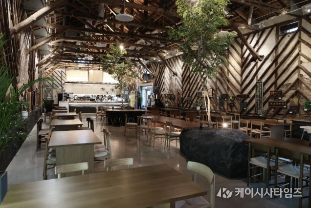 합덕백쌀카페 내부 전경