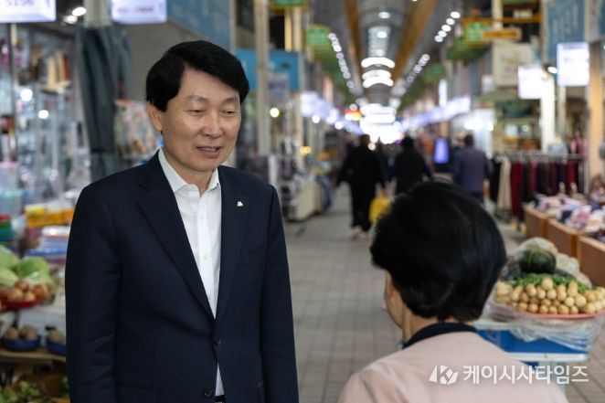 경상원, ‘통큰 세일’ 북부 상권 현장 점검…도민 참여 독려