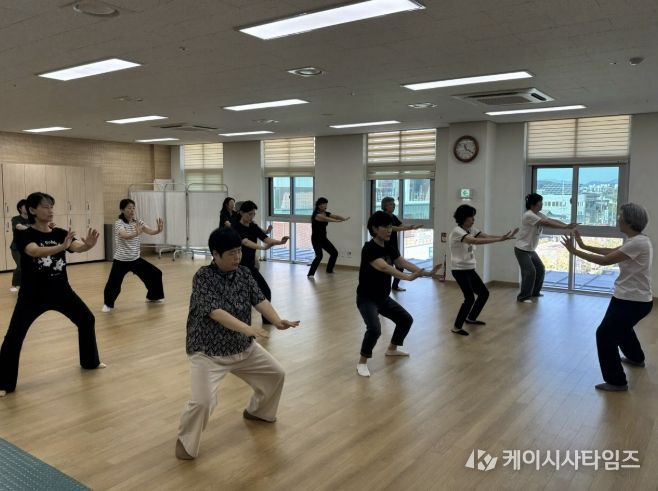 충주시 보건소, 40~60세 대상 ‘한의약 갱년기 건강교실’ 운영