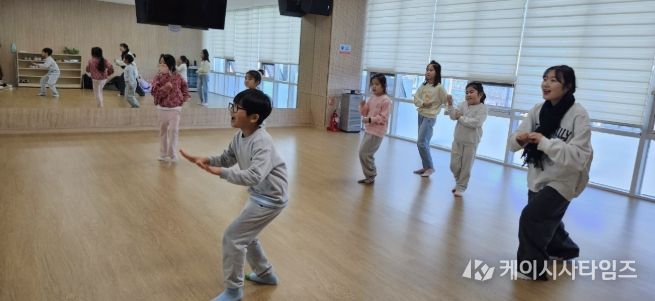 릴스 배우기 프로그램 운영