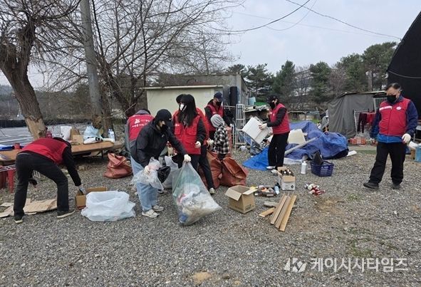 파주시 월롱면, 농막 거주 어르신 가구 주거환경 개선 활동 펼쳐